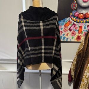 Black and Gray Plaid Women's poncho